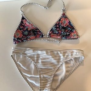 Roxy multi color triangle swimsuit